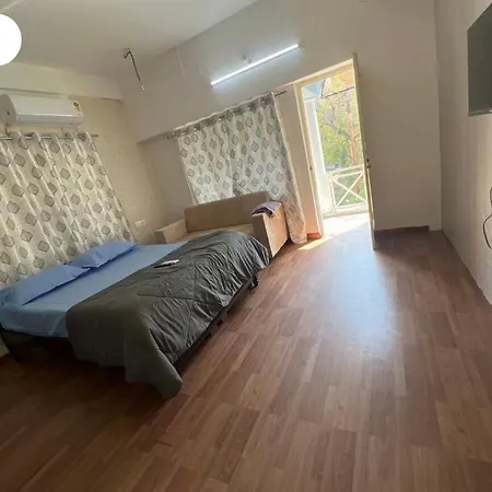 Corner Villa 1